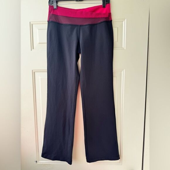 Lululemon Astro Pant Size 8 - Picture 6 of 10